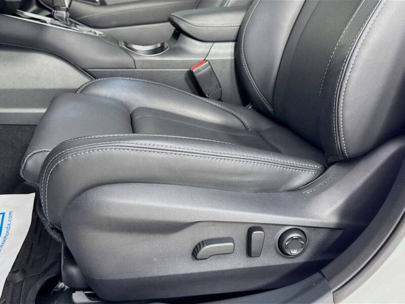 2025 Subaru Outback Limited XT