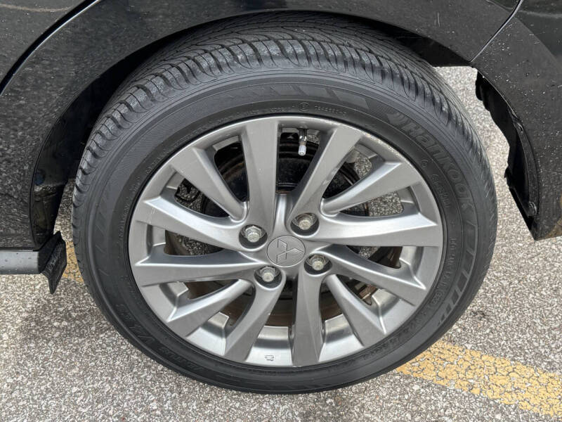 2021 Mitsubishi Mirage SE