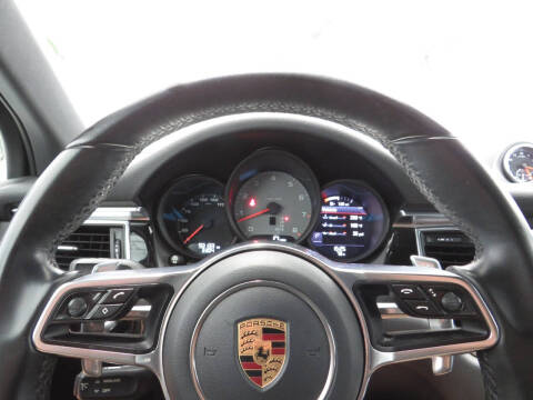 2016 Porsche Macan S