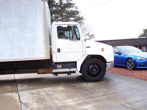 2002 Freightliner FL70