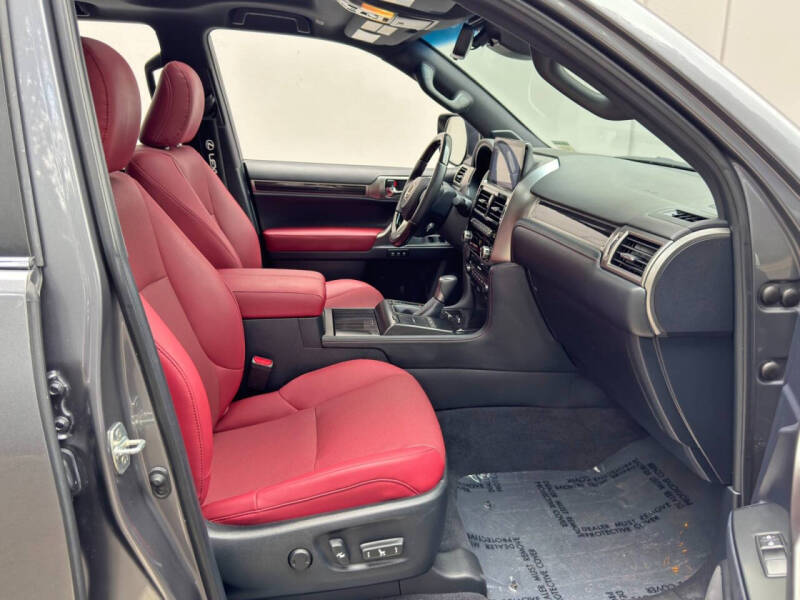 2023 Lexus GX 460