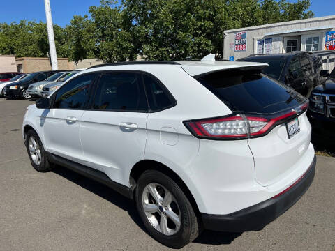 2015 Ford Edge SE