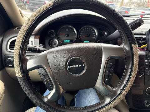 2007 GMC Yukon Denali