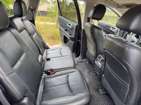 2014 Nissan Pathfinder SL