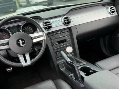 2007 Ford Mustang GT Deluxe