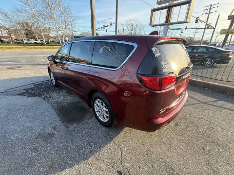 2017 Chrysler Pacifica Touring