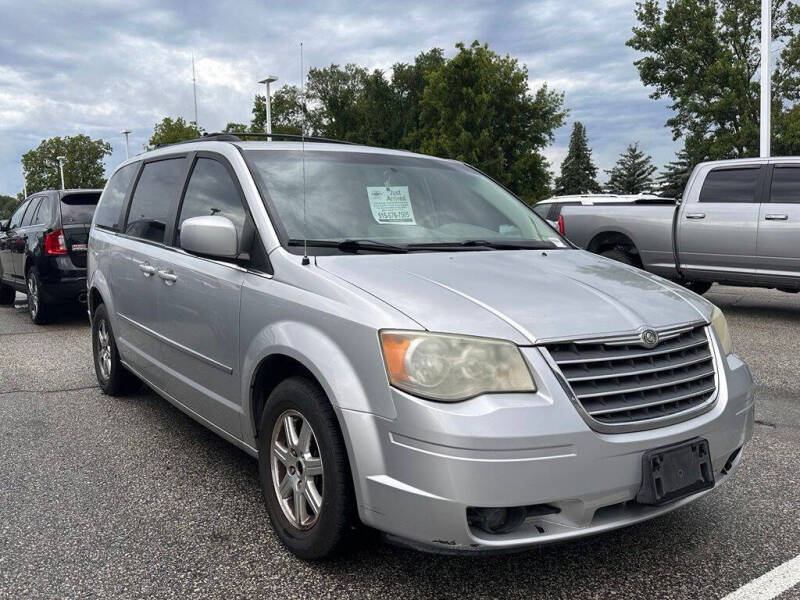 2009 Chrysler Town and Country Touring