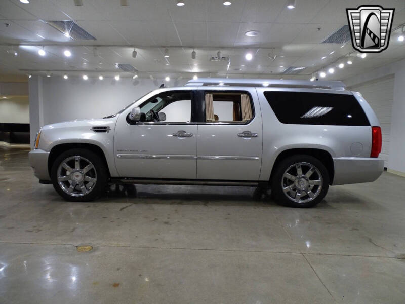 2011 Cadillac Escalade ESV Premium