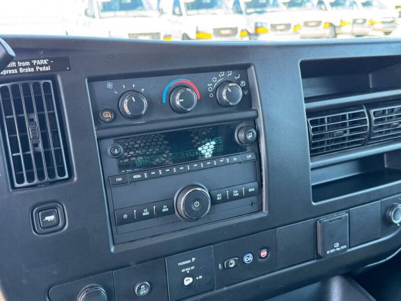 2023 Chevrolet Express 2500