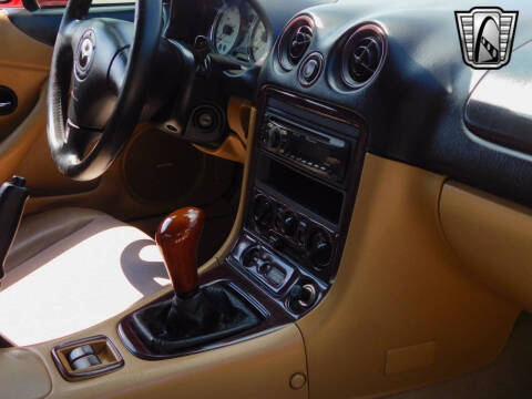 2002 Mazda MX-5 Miata LS