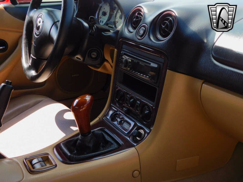 2002 Mazda MX-5 Miata LS