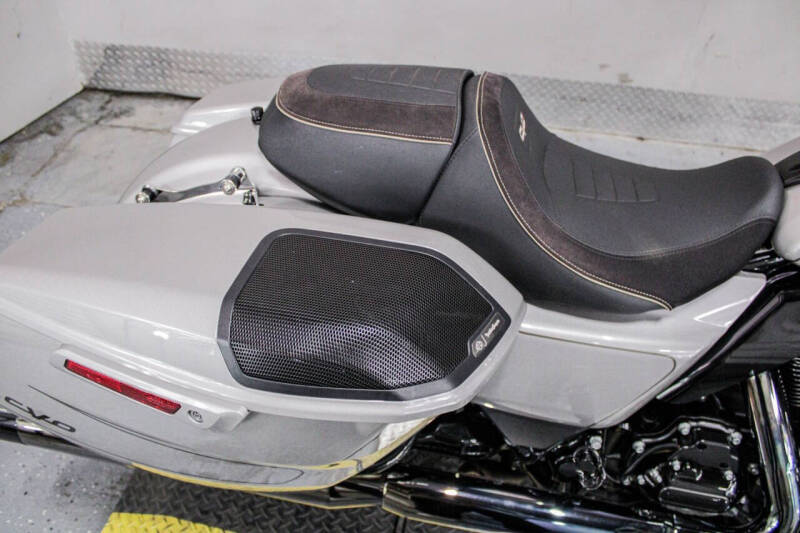 2023 Harley-Davidson CVO Road Glide