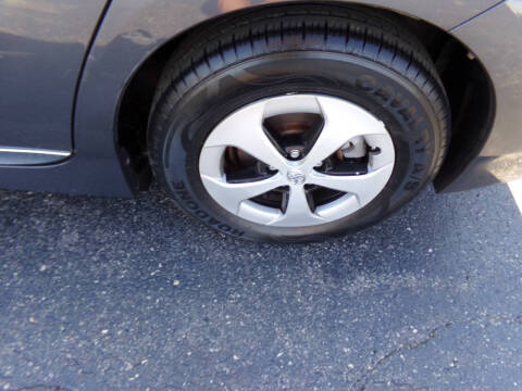 2012 Toyota Prius Three