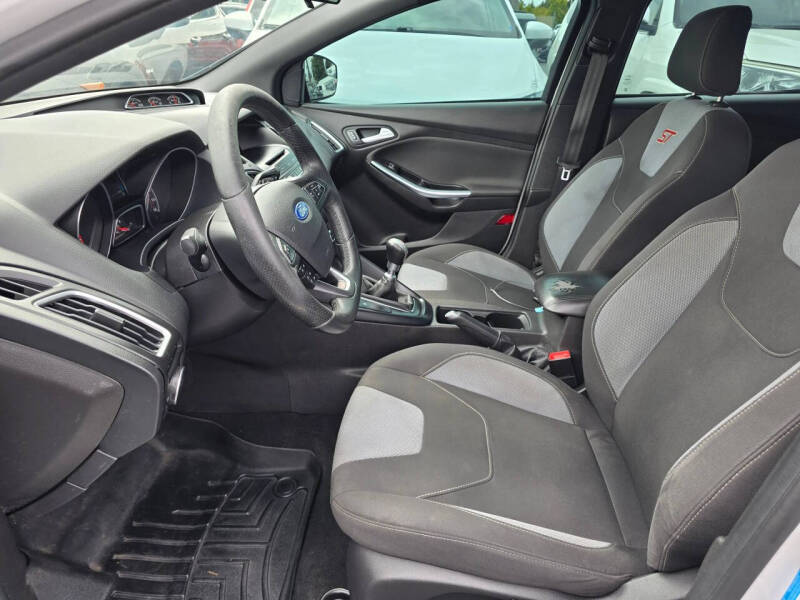 2017 Ford Focus ST