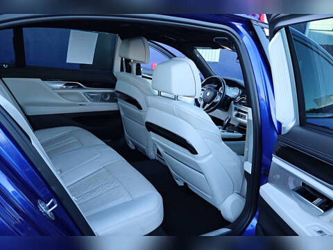 2018 BMW 7 Series 750i