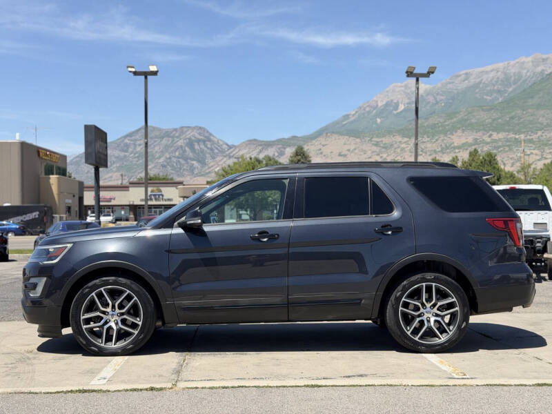 2017 Ford Explorer Sport