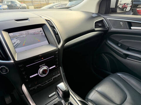 2017 Ford Edge Titanium