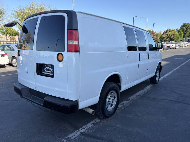 2007 GMC Savana 2500