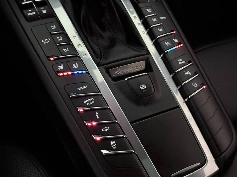 2018 Porsche Macan