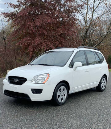 2009 Kia Rondo for sale at R Teto Motor Sales Inc. in Pawtucket RI