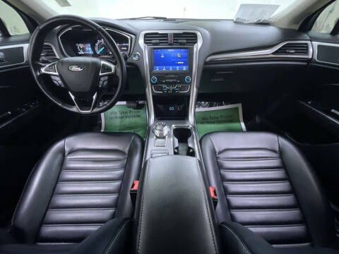 2020 Ford Fusion SEL