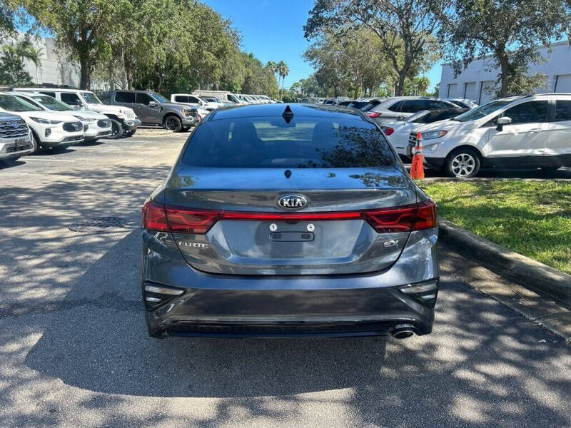 2021 Kia Forte EX