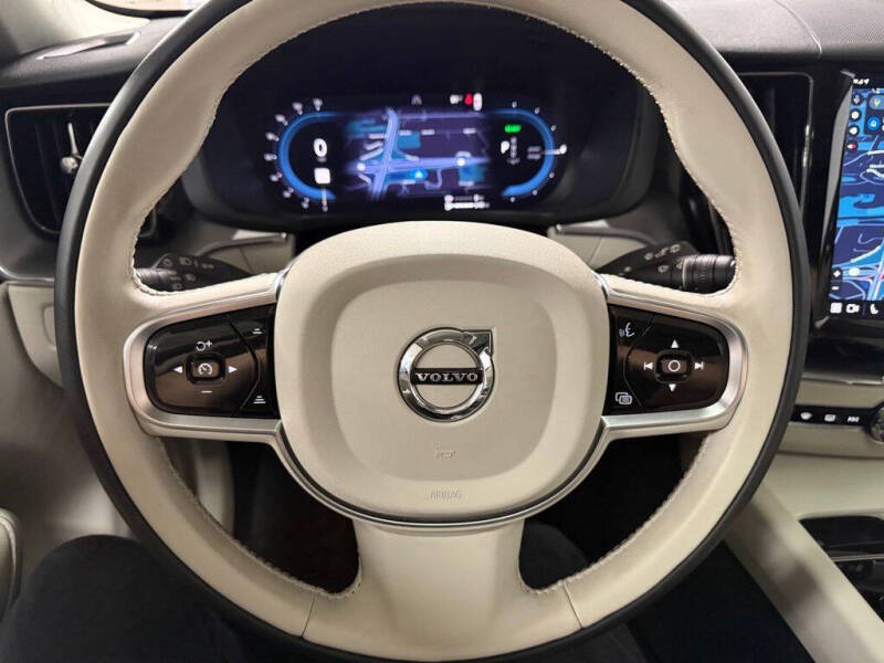 2025 Volvo XC60 T8 Plus Dark Theme