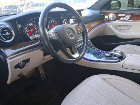 2018 Mercedes-Benz E-Class E 300