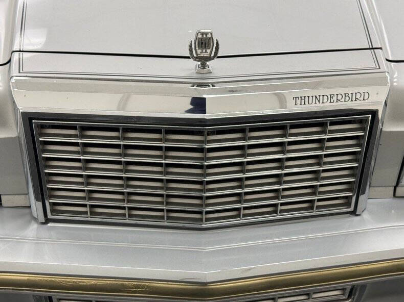 1980 Ford Thunderbird