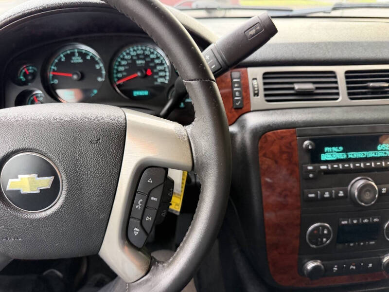 2011 Chevrolet Avalanche LT