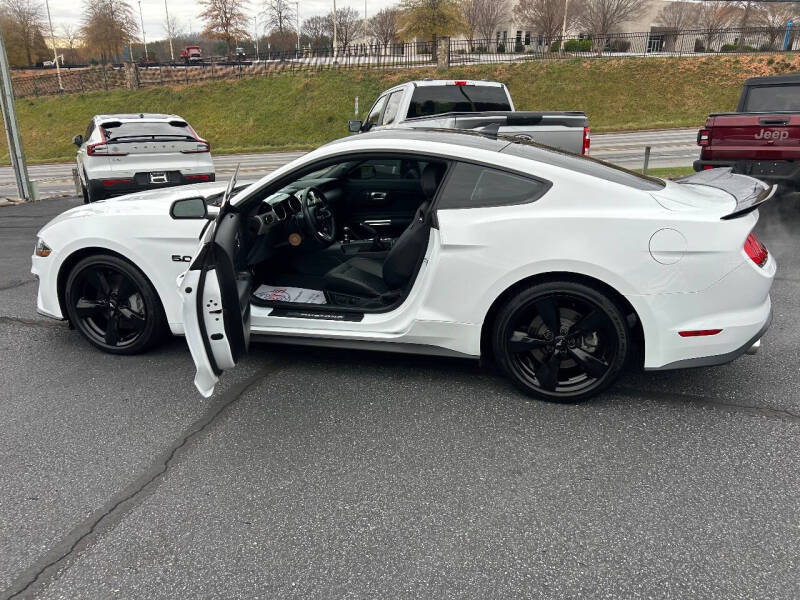2023 Ford Mustang GT Premium