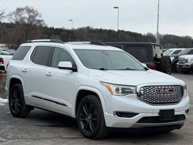 2017 GMC Acadia Denali