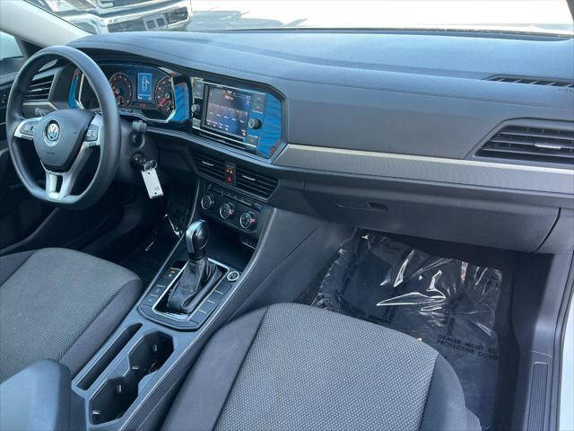 2020 Volkswagen Jetta Sedan - $17,997