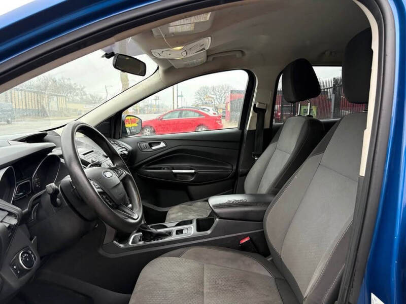 2017 Ford Escape SE