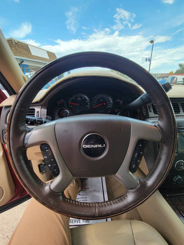 2011 GMC Yukon Denali