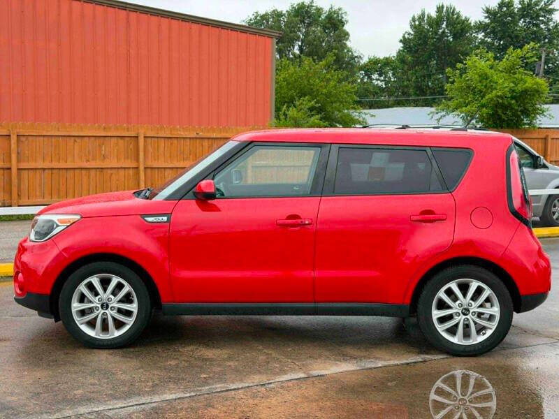 2017 Kia Soul +