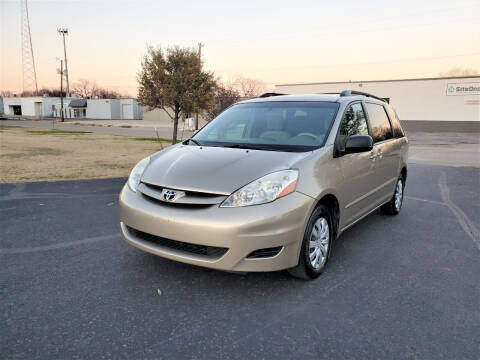 2006 Toyota Sienna for sale at Image Auto Sales in Dallas TX