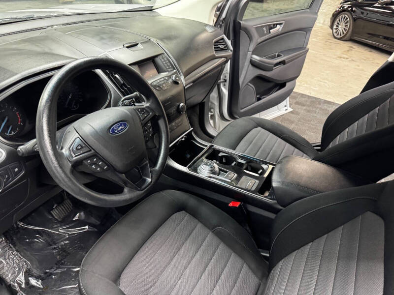 2019 Ford Edge SE