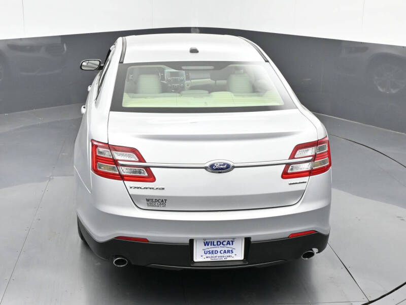 2019 Ford Taurus SE