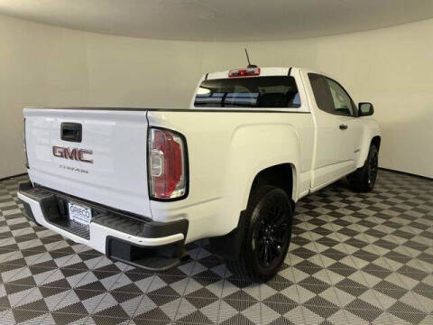 2022 GMC Canyon Elevation Standard