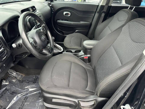 2014 Kia Soul +