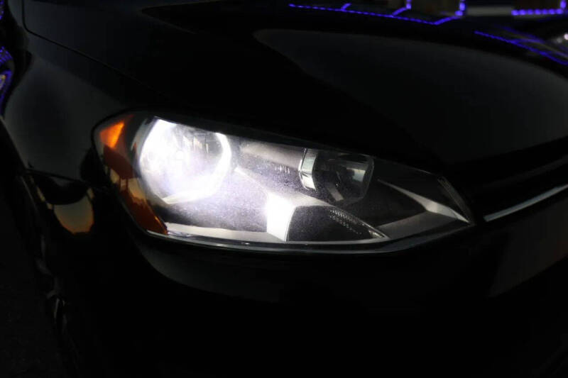 2017 Volkswagen Golf TSI Wolfsburg Edition