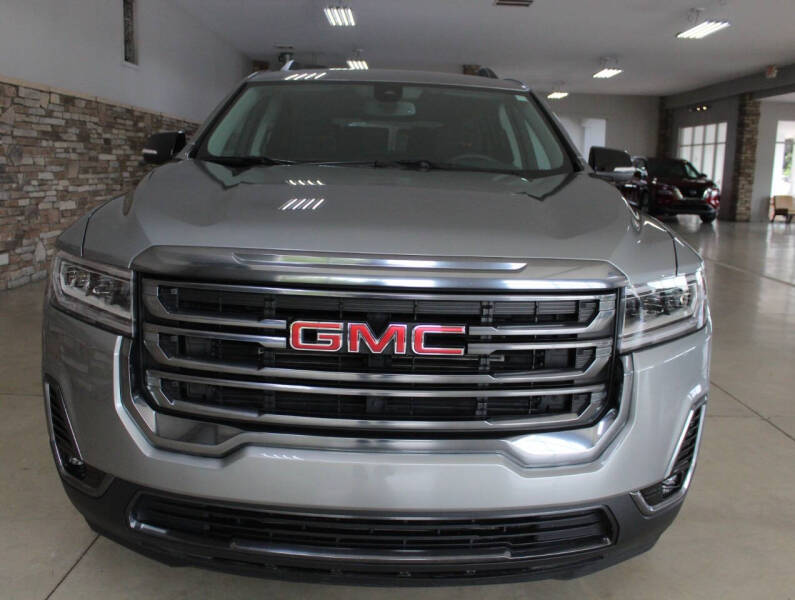 2023 GMC Acadia AT4