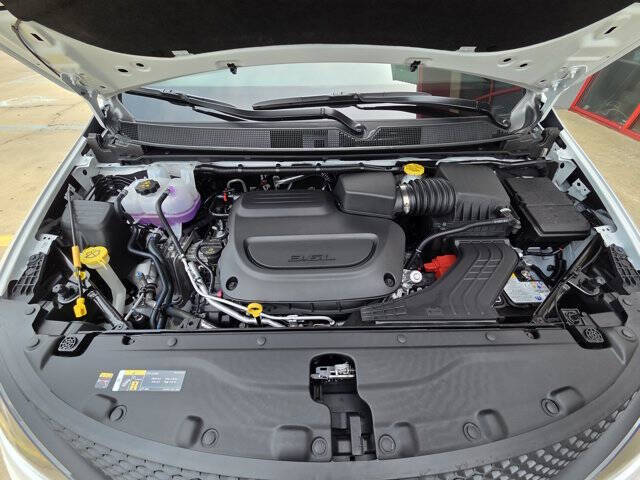 2026 Chrysler Voyager LX