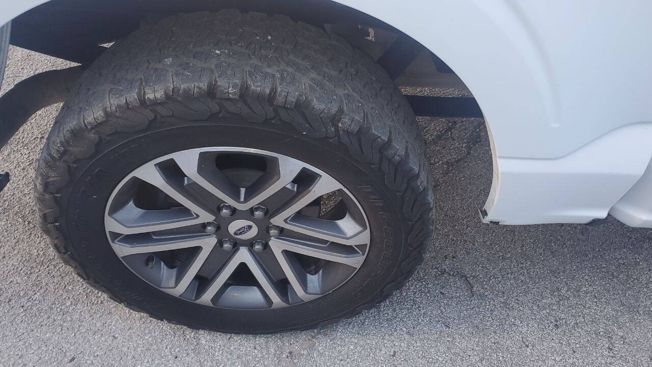 Used Car 2022 Ford F-150  Xlt 4x2 4dr Supercrew 6.5 Ft. Sb For Sale Under $30,000 In San Antonio, Texas