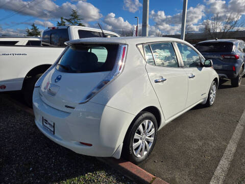 2016 Nissan LEAF S-24