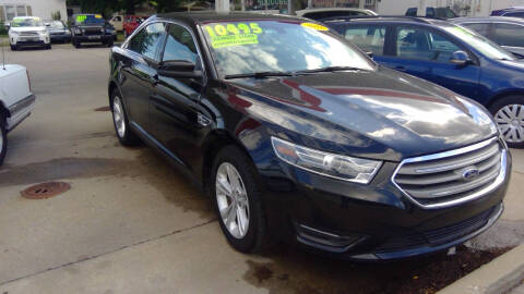 2018 Ford Taurus SEL