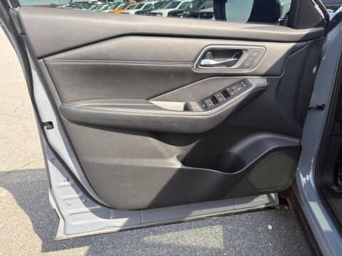 2024 Nissan Rogue Platinum