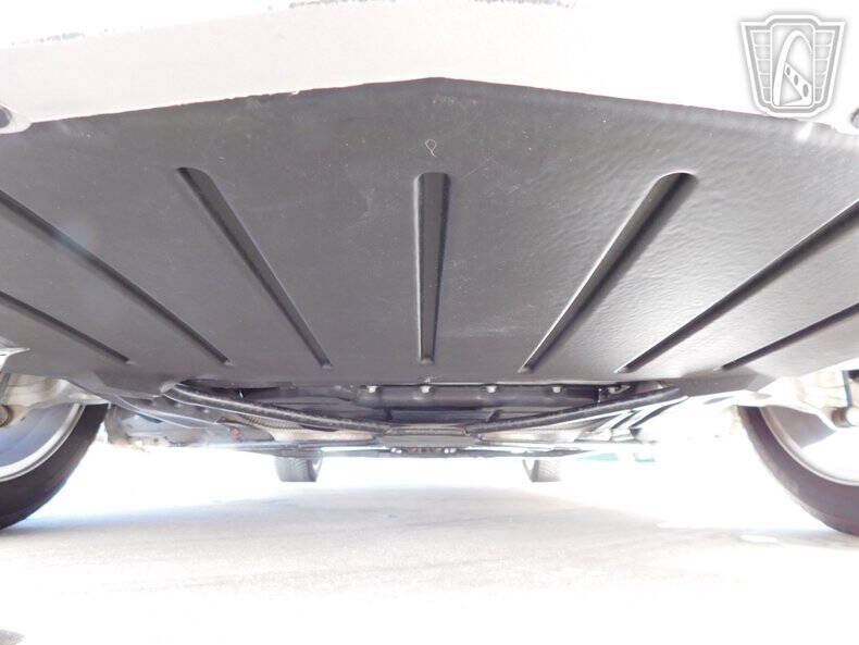 2005 Ford Thunderbird Deluxe