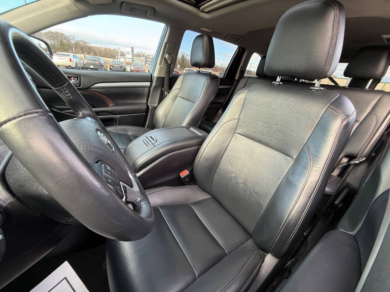 2019 Toyota Highlander for sale at Summit Auto in Blaine, MN